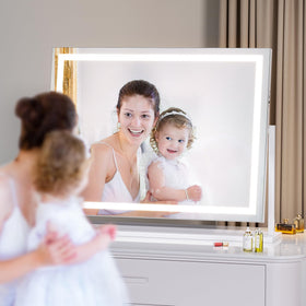 Hasipu Vanity Mirror with smartphone charging on the side