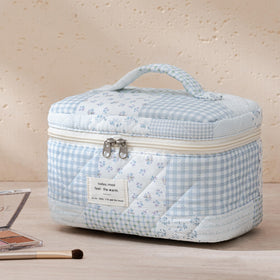 HBselect makeup bags stacked together showcasing sizes