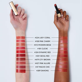 HERA Rouge Classy Lipstick #301 SEOUL RED applied on lips