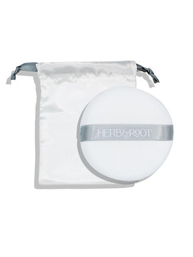 Herb & Root Body Powder in lavender scent with puff