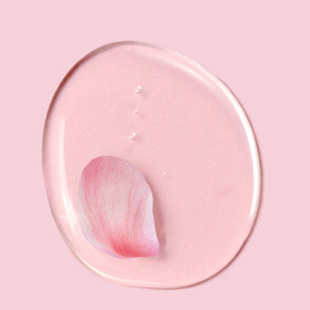 Herbal Essences Rose Hips Smooth Shampoo close-up of pump