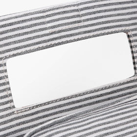 Hibilog Makeup Bag showing compact size and storage