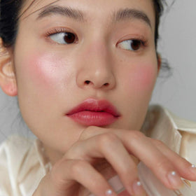 HINCE True Dimension Glow Cheek Blusher swatch on skin