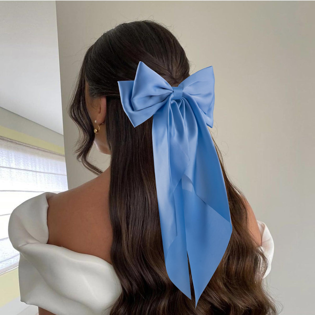 hisial Large Bow Hair Clips displayed on a table