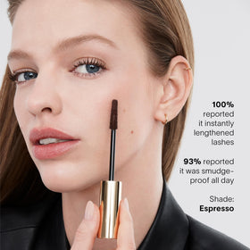 HOURGLASS Instant Extension Mascara with natural makeup look