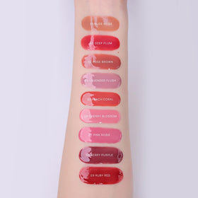 House of Hur Moist Ampoule Blusher Lavender Flush lifestyle scene