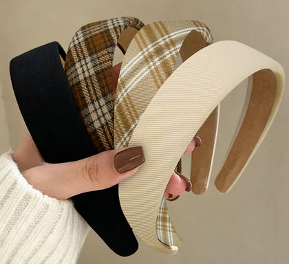 Huachi 4PCS headbands set including black, beige, and plaid styles