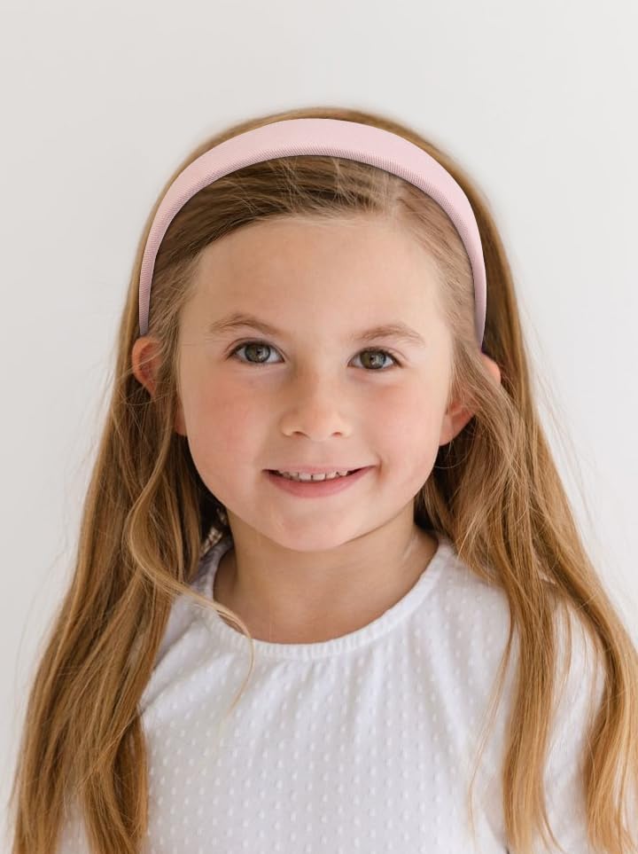 Huachi pink headband worn during a casual outing