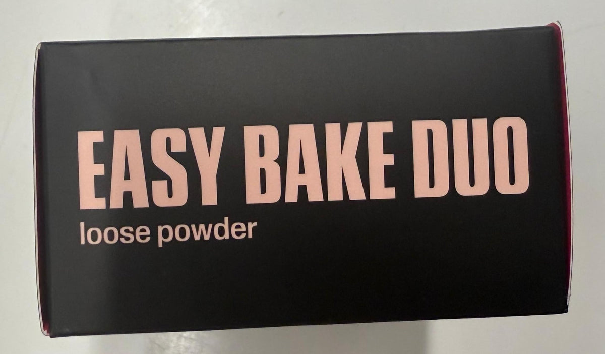Huda Easy Bake Loose Powder Duo Cherry Peach with makeup brushes