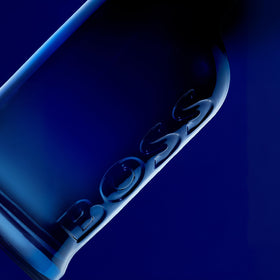 Hugo Boss Bottled Night lifestyle scene