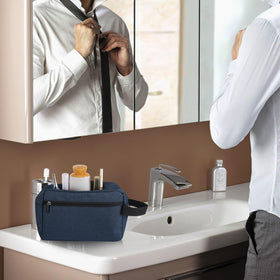 Icramsy Travel Toiletry Bag Navy Blue zipper detail