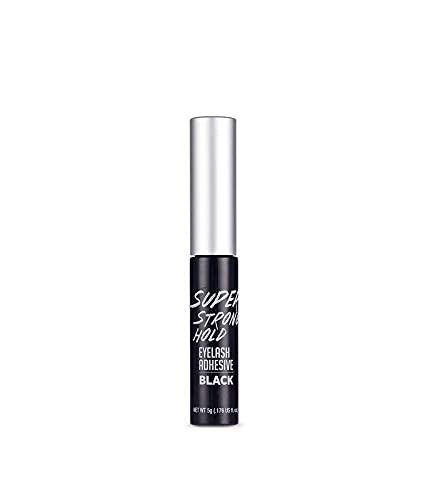 iENVY eyelash adhesive in a beauty setup