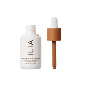ILIA Super Serum Skin Tint SPF 40 bottle with cap