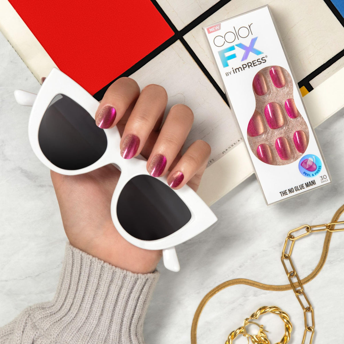 imPRESS ColorFX Press On Nails Kit showing the pink short oval nails