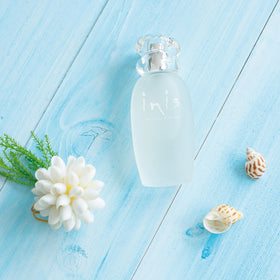 Inis the Energy of the Sea Cologne bottle close-up