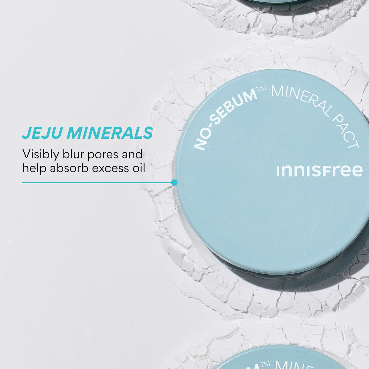 innisfree No Sebum Mineral Pact compact with packaging