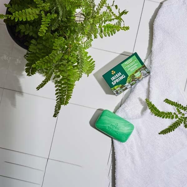 Irish Spring Deodorant Bar Soap Original 3.75 oz close-up of bar
