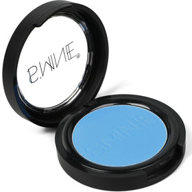 IS'MINE Single Eyeshadow Sky Blue Matte blended on eyelid