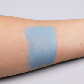 IS'MINE Single Eyeshadow Sky Blue Matte in makeup kit
