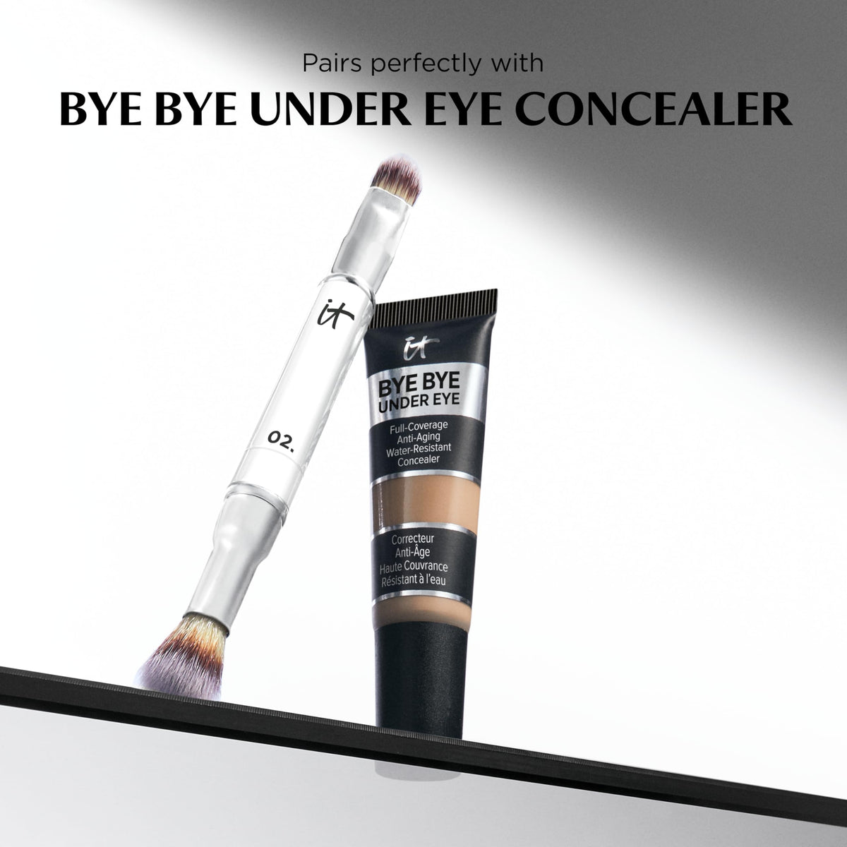 IT Cosmetics Heavenly Luxe Dual Airbrush Concealer Brush #2 side view