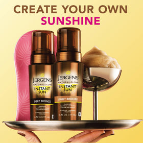 Jergens Natural Glow Self Tanner Mousse lifestyle scene
