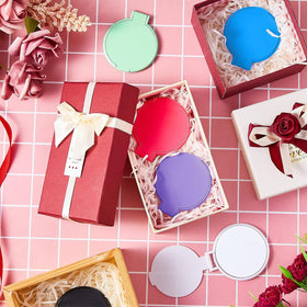 Jetec compact mirrors arranged on a table