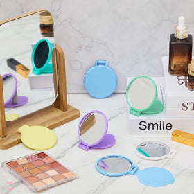 Jetec compact mirrors in a gift bag setup