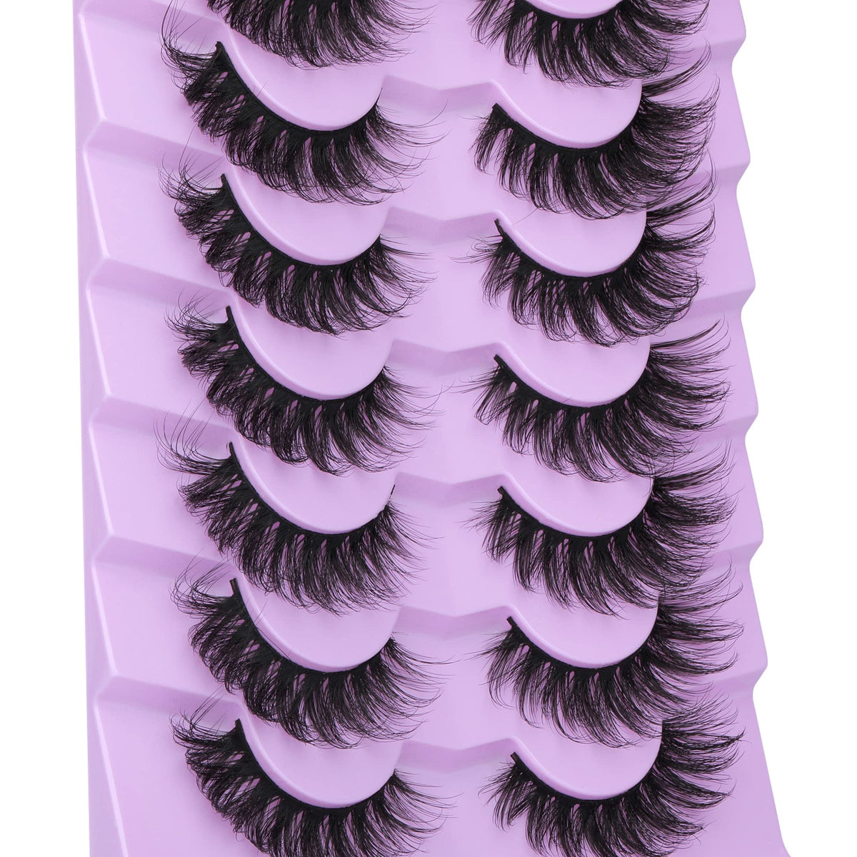 JIMIRE Fluffy Cat Eye False Eyelashes detail view