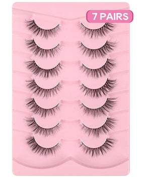 Jiocolor Cat Eye Lashes Short Wispy 15mm application