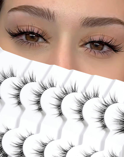 Jiocolor Natural Look Wispy Eyelashes front view with cotton band