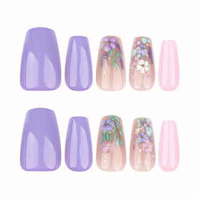 juggssa 3D Flower Press on Nails displayed in packaging