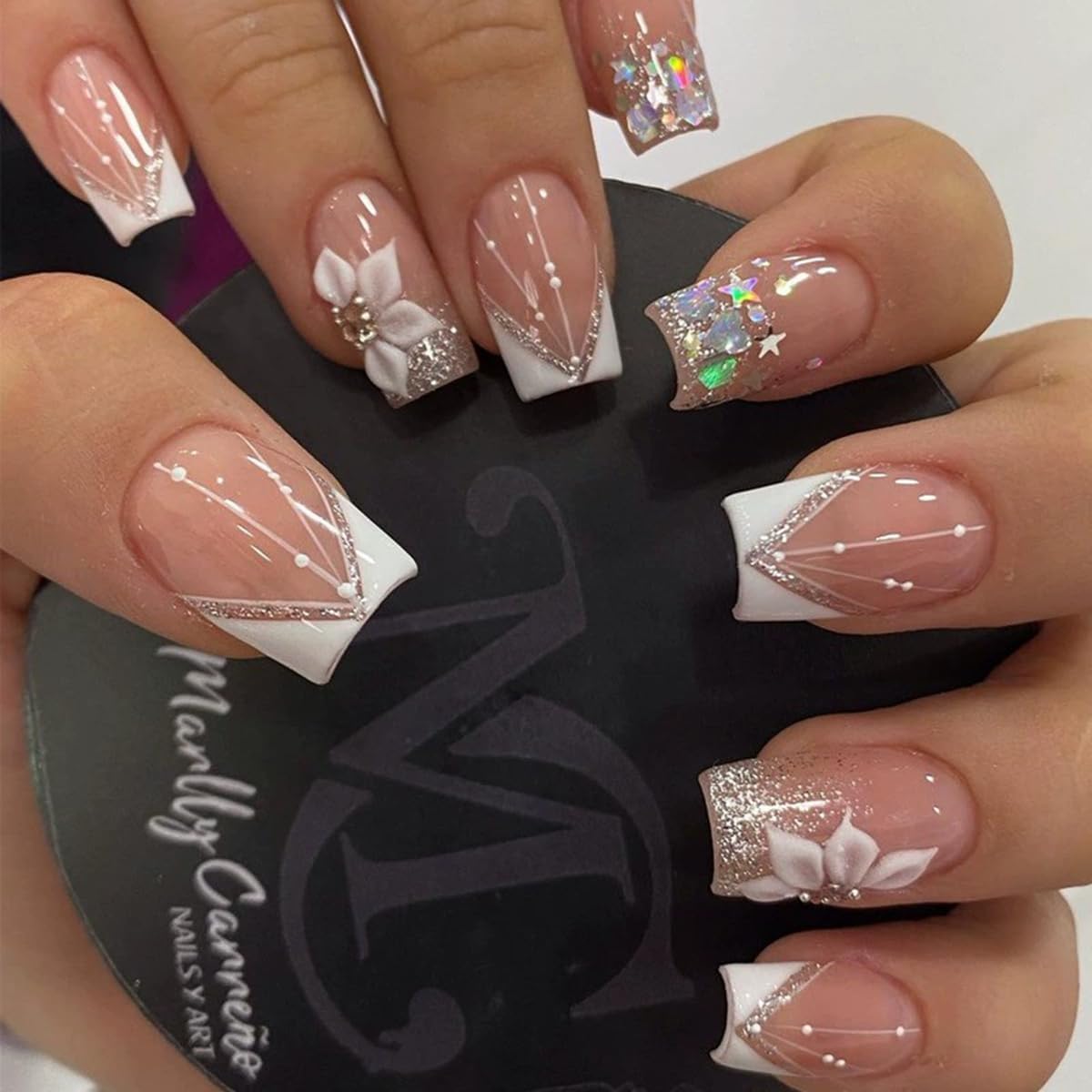 juggssa Press On Nails Kit with double-sided glue stickers