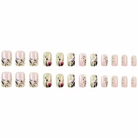 juggssa Press On Nails on a hand showing natural look