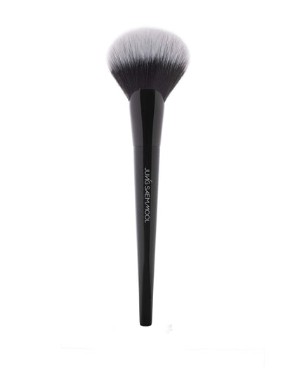 JUNG SAEM MOOL Contour Brush angled bristles front view
