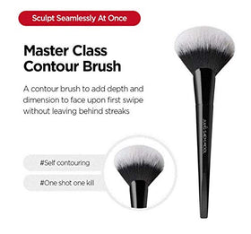 JUNG SAEM MOOL Contour Brush dense bristles close-up