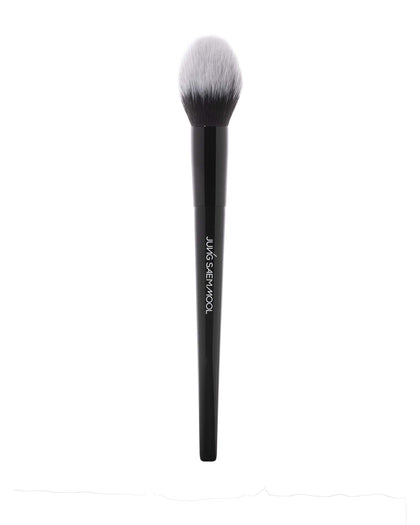 JUNG SAEM MOOL Powder Brush front view with angled bristles