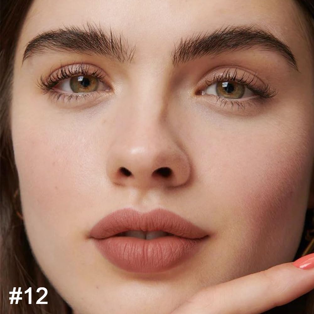 Kaely Lip Liner close-up showing creamy texture