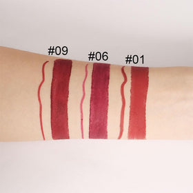 Kaely lipstick set packaging displayed on a flat surface