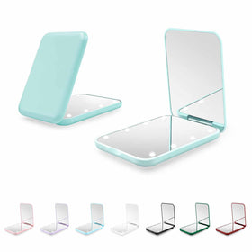 Kakuje Compact Mirror with Light front view