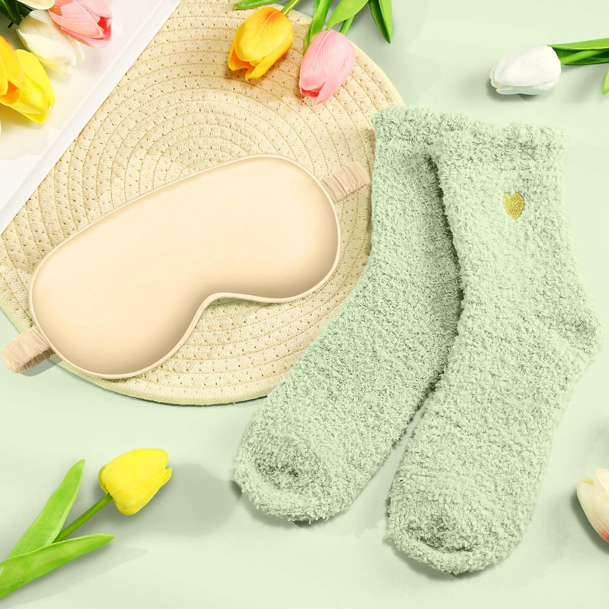 Kalokey Spa Gift Basket Set showcasing its luxurious items