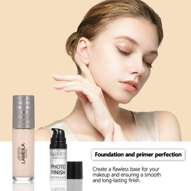 KAVCENT mascara and eyeliner included in the makeup set