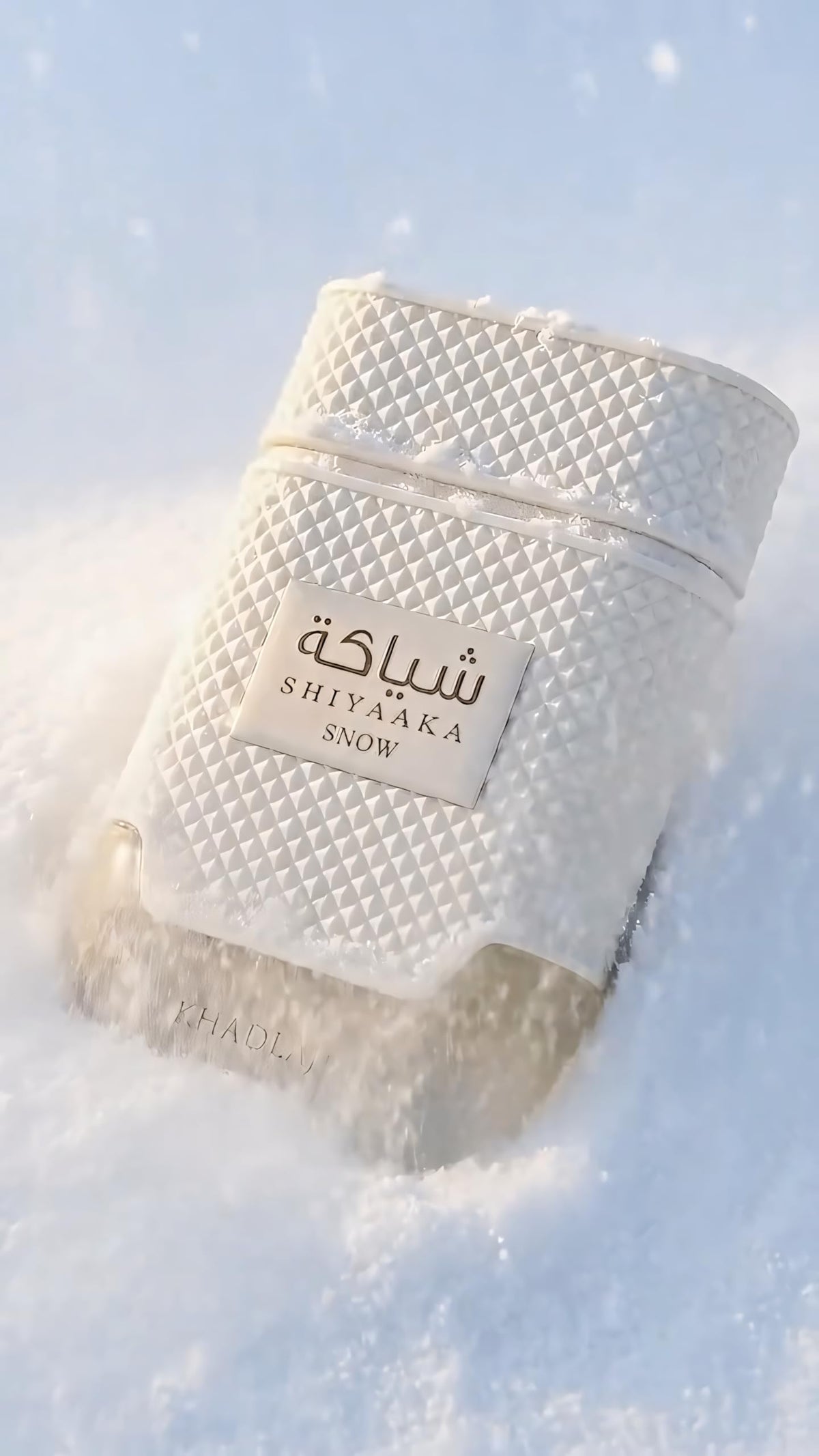 Khadlaj Shiyaaka Snow Eau de Parfum 100ml bottle close-up