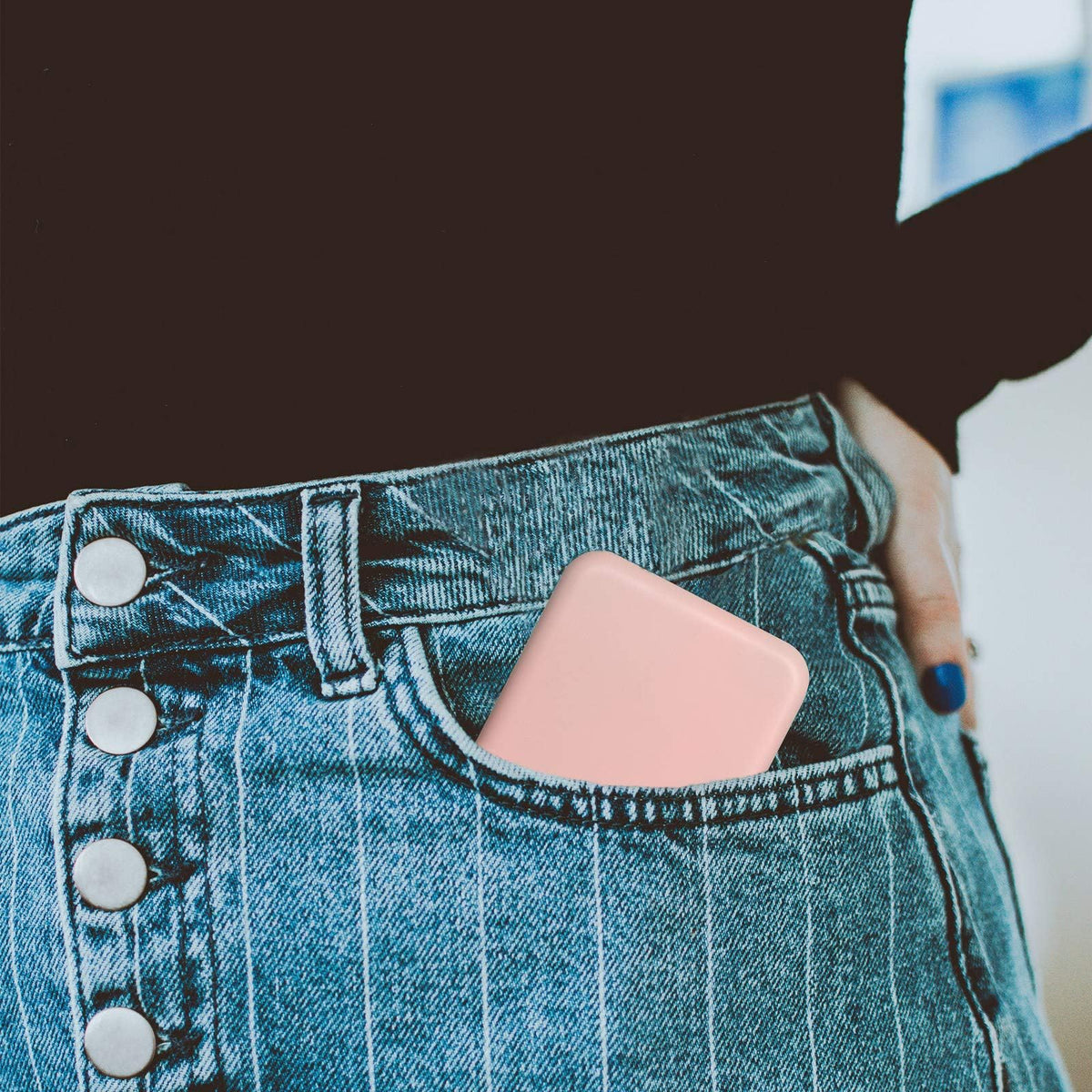 Kintion Pocket Mirror compact size in a handbag