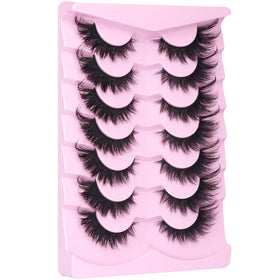 Kiromiro Fox Eye Lashes laid flat to show 3D layering