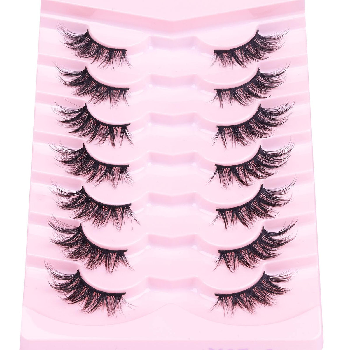 Kiromiro Half Lashes Fox Eye 20mm lashes on model
