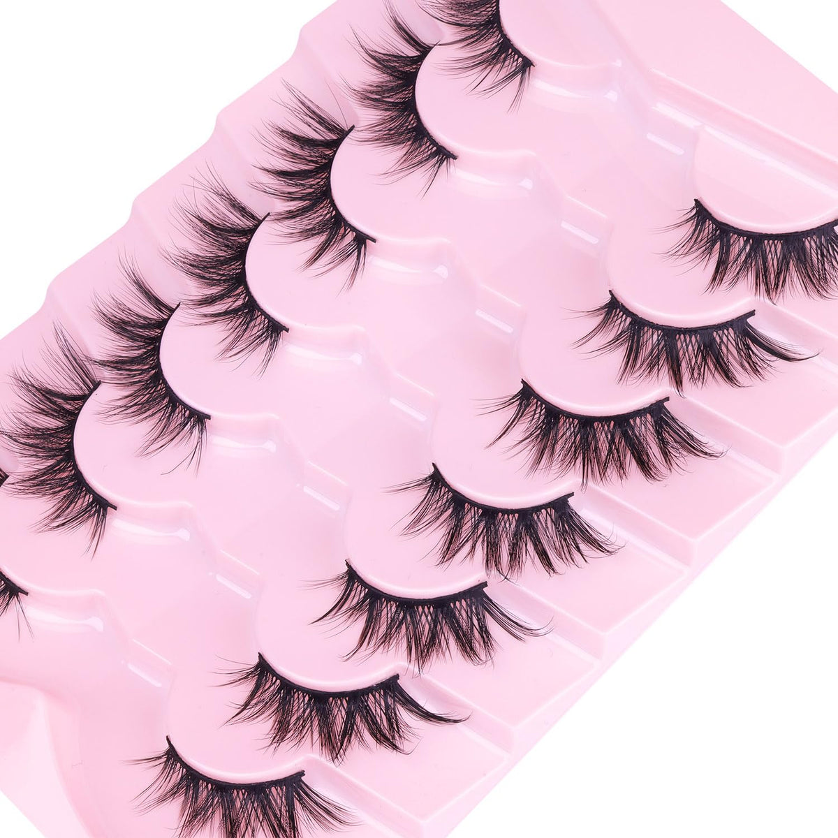 Kiromiro Half Lashes Fox Eye 20mm lashes with applicator