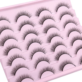 Kiromiro Natural Lashes 10mm on model's eyes