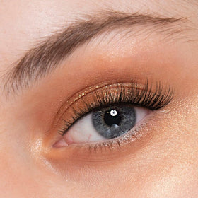 Kiromiro Natural Lashes 10mm side view showcasing cotton band