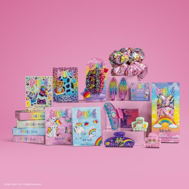 Kitsch Medium Cloud Hair Clip displayed with other hair accessories