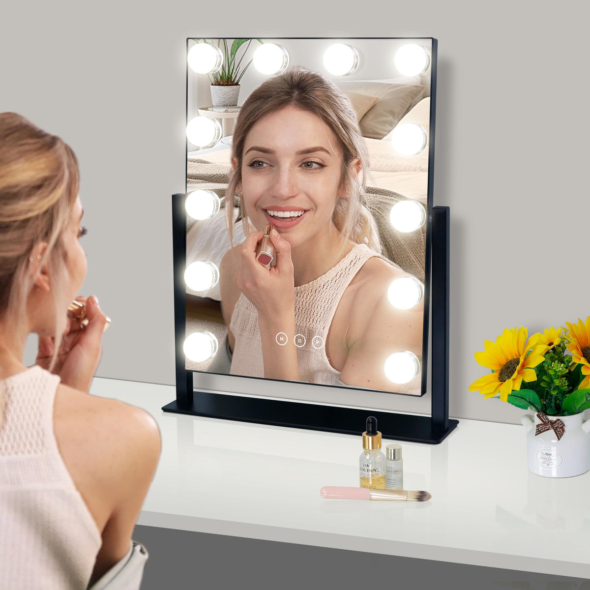 Kotdning Vanity Mirror with rubber pads for stability